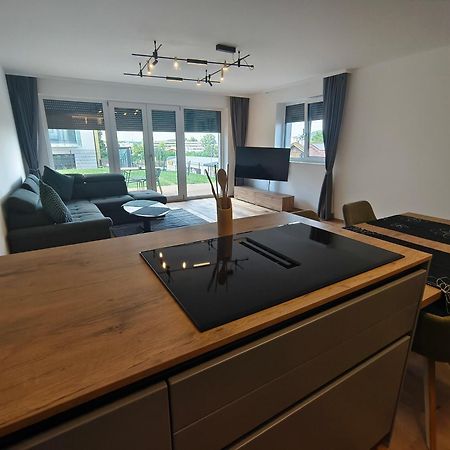 Triplex Appartements Klosterneuburg Buitenkant foto